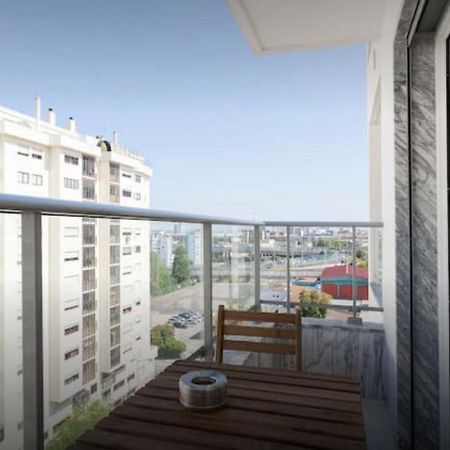 Modern Apartment For Family And Group Of Friends Sacavém المظهر الخارجي الصورة